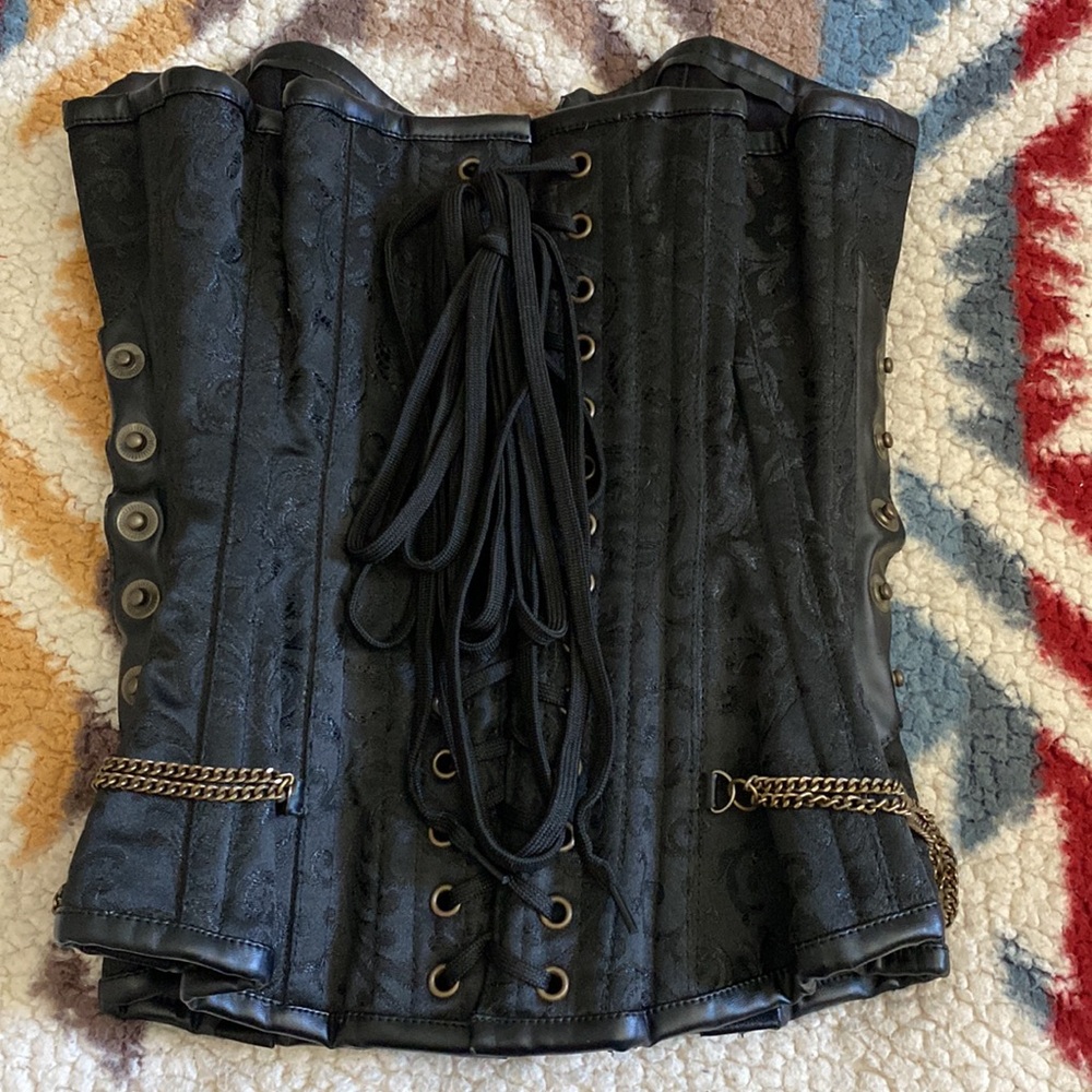 Black Gothic Corset with Buckle Details - Picture 3 of 9